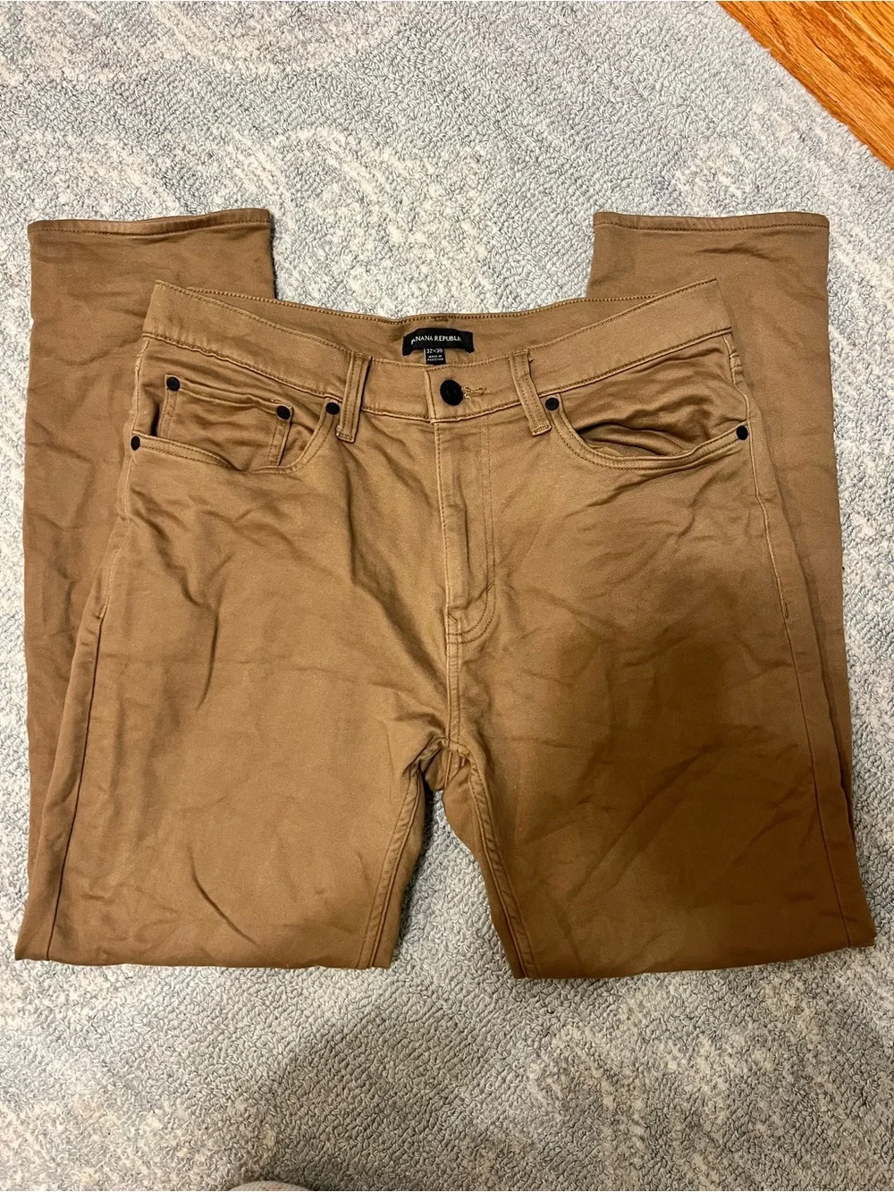Banana Republic Khaki Straight Leg Pants - Brown